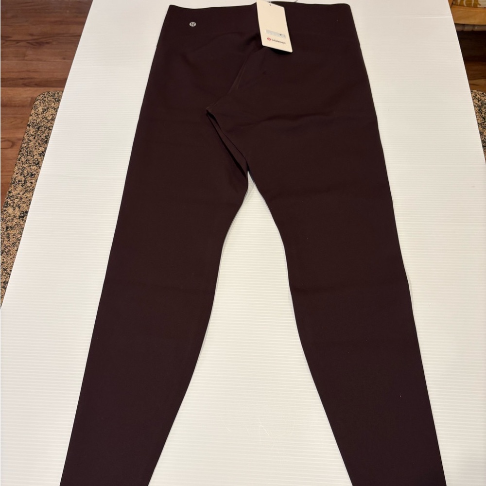NWT Lululemon glow-up SHR tight 28" Sequoria (dark brown) color size 14